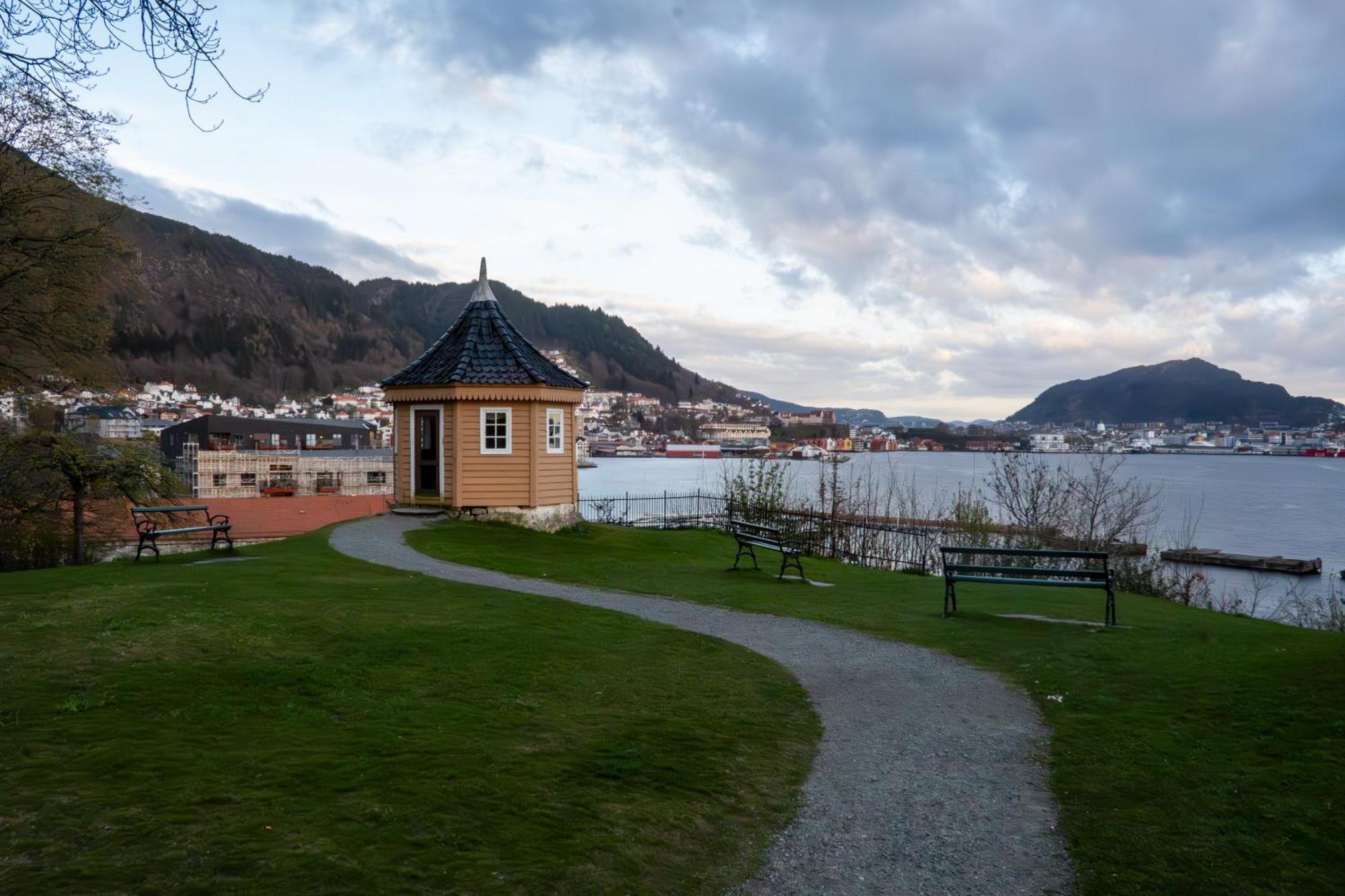 Golden Fjord-View Apartment Bergen Exterior photo